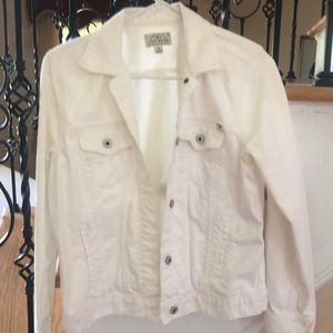 White jean jacket Lucky size med
